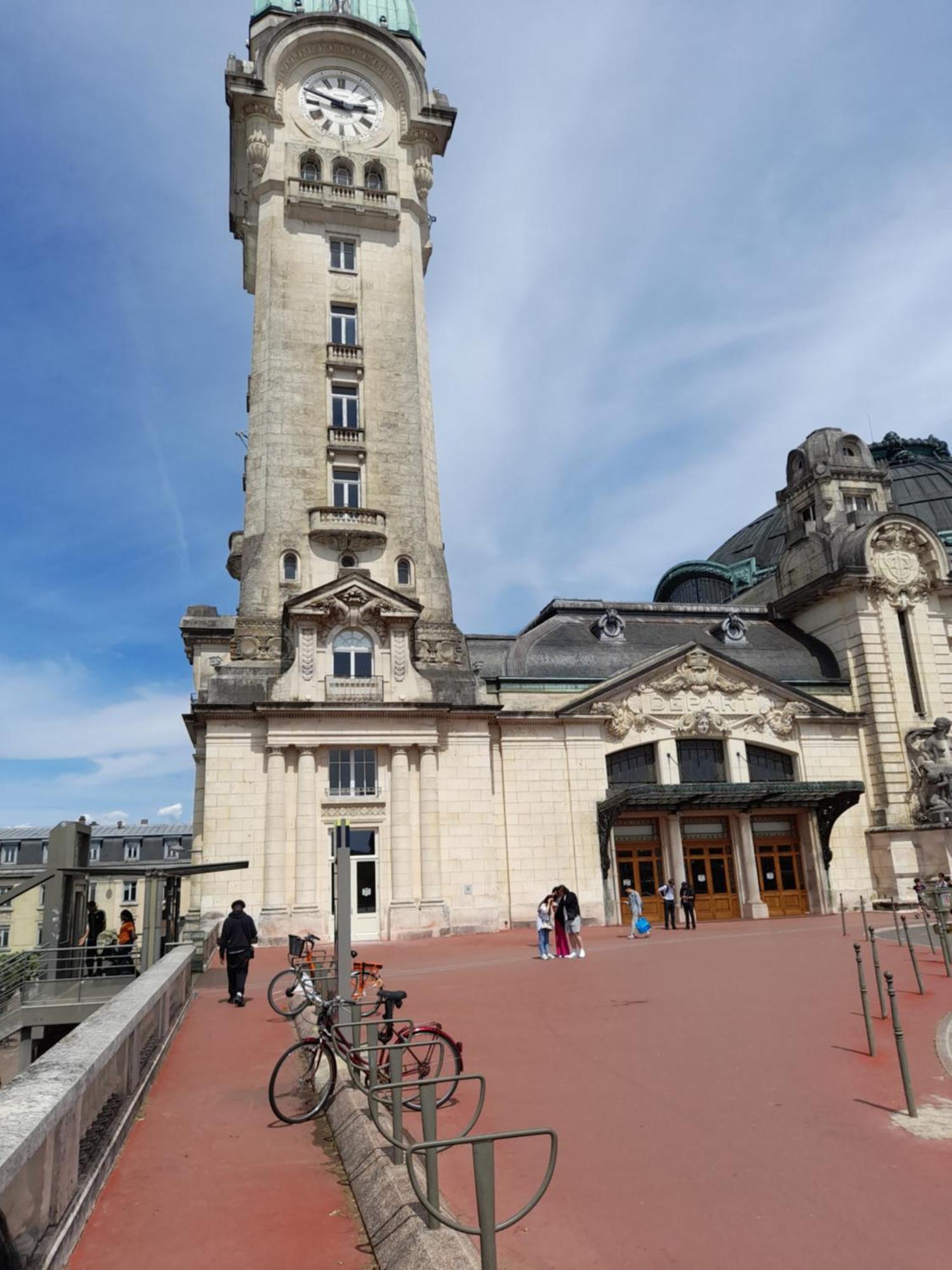 Maison En Ville Avec Terrasse Ensoleillee Et Wi-Fi Magnac-Laval Bagian luar foto
